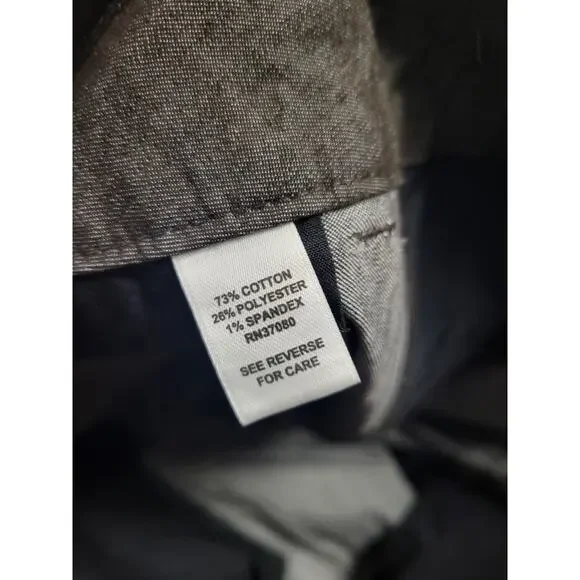 CATO Brown Women's Bermuda Dress Shorts Size 12 - 11" Inseam - Picture 4 of 5